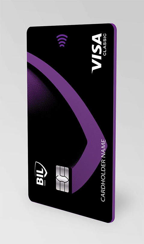 Vue de la carte Visa Classic émise par la BIL. Elle est noire et de format horizontal, avec le motif décliné du logo écusson, en violet. La tranche est violette aussi.