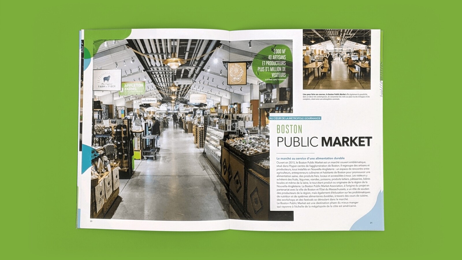 Photo d'une double page présentant un tiers lieux de Boston le " Public Market" l'image prends la majeur partie de la double page. Elle est accompagnée par un bref rédactionnelle de 1000 signes.